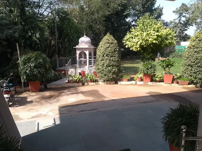 Gallery Image 3